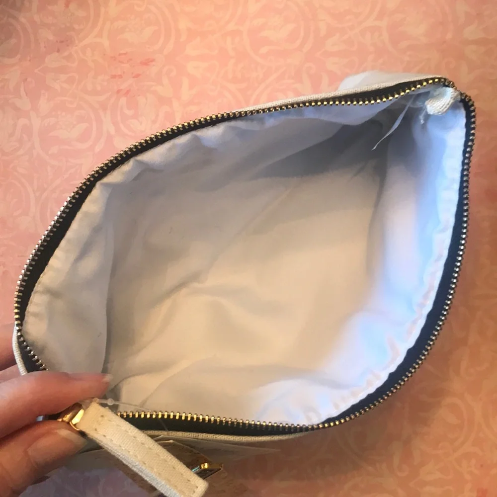 Mara Mi Canvas Pouch with Enamel Pin